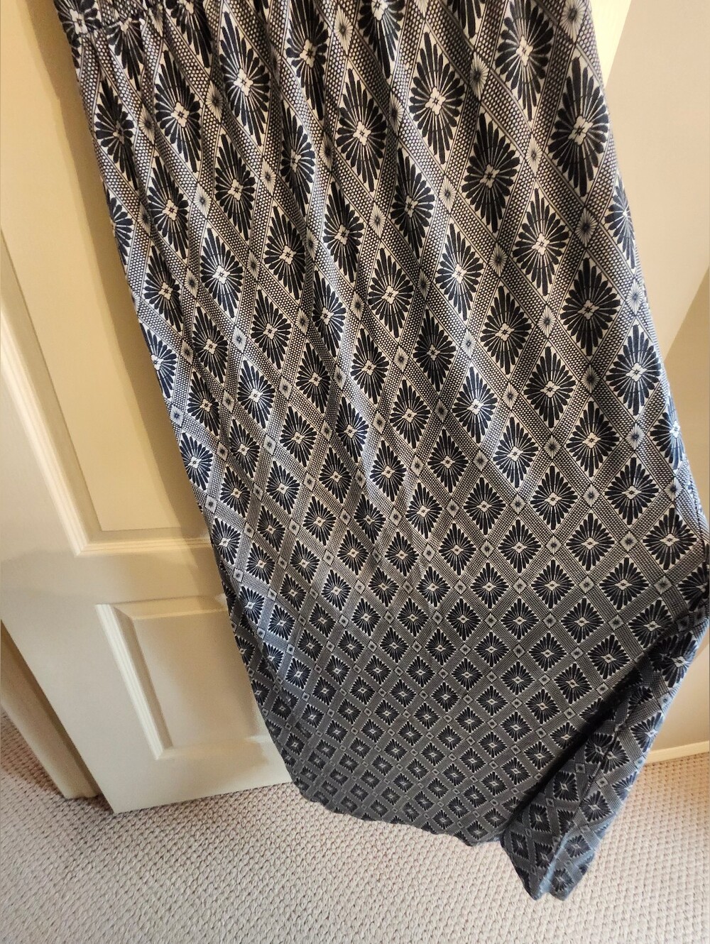 O'NEILL Jenna Ink Blue Geometric Print Maxi Dress. Size Medium. - Picture 6 of 15
